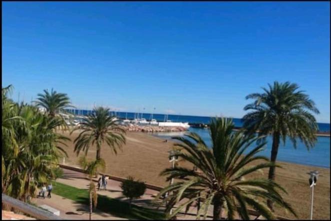 Beachfront Vila バレンシア エクステリア 写真
