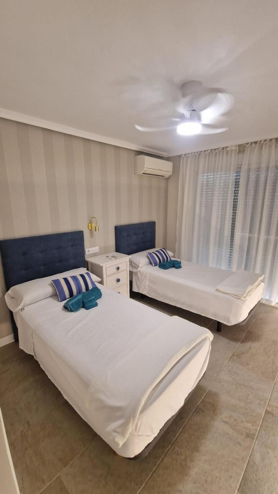 Beachfront Vila バレンシア エクステリア 写真